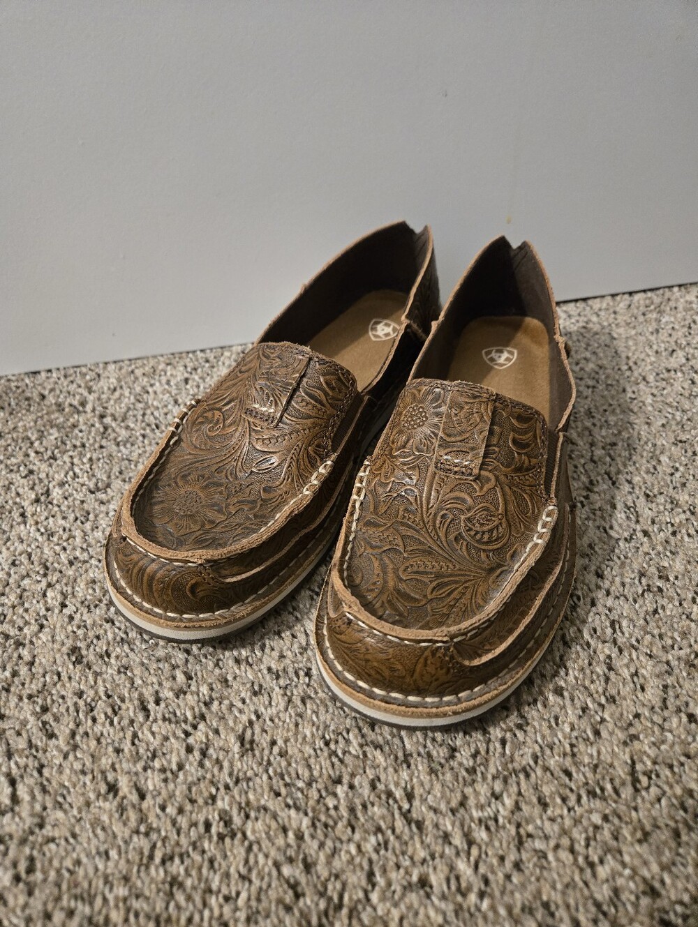 Ariat Womens Cruiser Floral Embossed